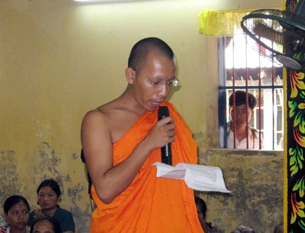 Kiên Giang: Đông đảo Phật tử dâng y Kathina & đặt Bát hội ảnh 8