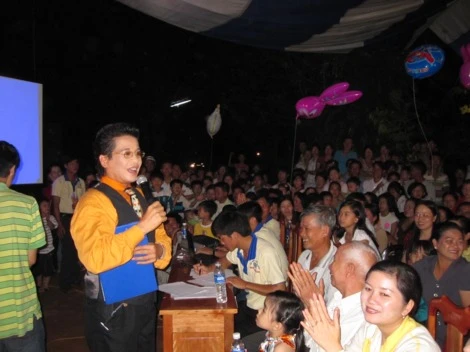 Đak Nông: Đêm nhạc "Thương về miền Trung" ảnh 4