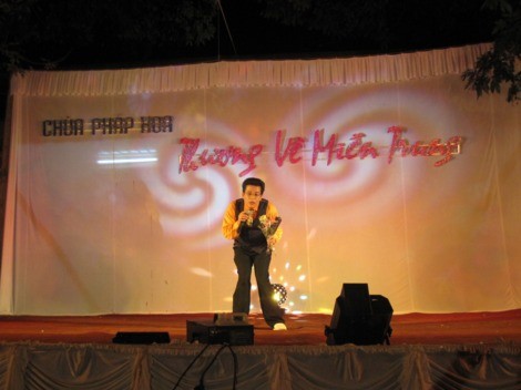 Đak Nông: Đêm nhạc "Thương về miền Trung" ảnh 10