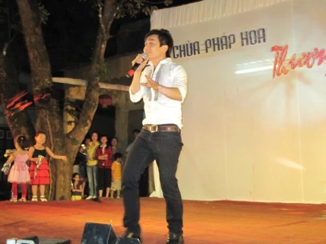 Đak Nông: Đêm nhạc "Thương về miền Trung" ảnh 23