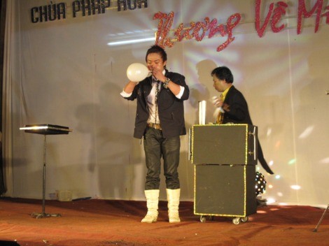 Đak Nông: Đêm nhạc "Thương về miền Trung" ảnh 25