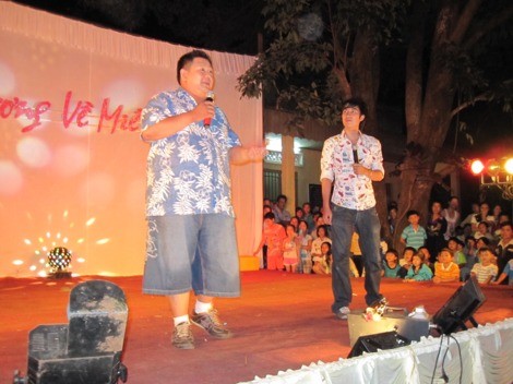 Đak Nông: Đêm nhạc "Thương về miền Trung" ảnh 27