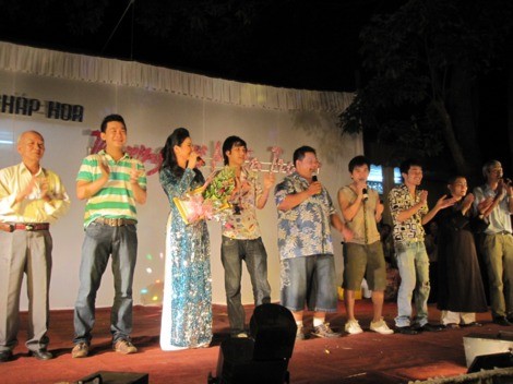 Đak Nông: Đêm nhạc "Thương về miền Trung" ảnh 32