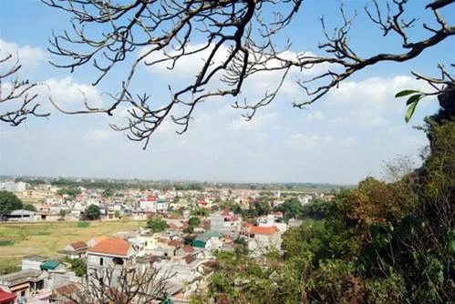 Một góc xã Sài Sơn nhìn từ đỉnh núi