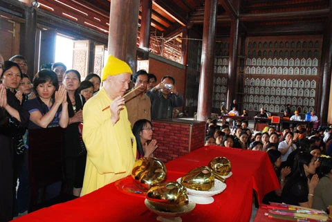 Ninh Bình: Lễ an tâm tượng Phật chùa Bái Đính đón Đại lễ Phật đản ảnh 11