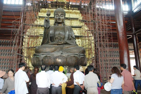 Ninh Bình: Lễ an tâm tượng Phật chùa Bái Đính đón Đại lễ Phật đản ảnh 13