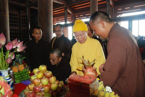 Ninh Bình: Lễ an tâm tượng Phật chùa Bái Đính đón Đại lễ Phật đản ảnh 2