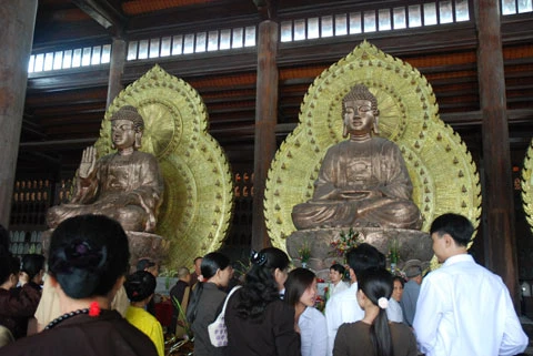 Ninh Bình: Lễ an tâm tượng Phật chùa Bái Đính đón Đại lễ Phật đản ảnh 7