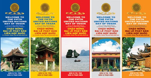 Giới thiệu chùm ảnh Pano và biểu ngữ chào mừng Vesak 2008 ảnh 2 Giới thiệu chùm ảnh Pano và biểu ngữ chào mừng Vesak 2008 ảnh 2