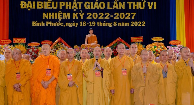 Tân Ban Trị sự Phật giáo tỉnh Bình Phước nhiệm kỳ 2022-2027 do Thượng tọa Thích Đức Thiện làm Trưởng ban phát biểu nhận nhiệm vụ