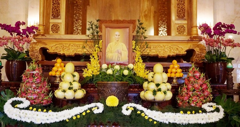Lễ tưởng niệm Bồ-tát Thích Quảng Đức vị pháp thiêu thân, tại Việt Nam Quốc Tự tổ chức nội bộ