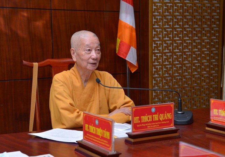 Hòa thượng Thích Trí Quảng chủ trì buổi họp Ban Thường trực Ban Trị sự sáng 18-4 tại Việt Nam Quốc Tự