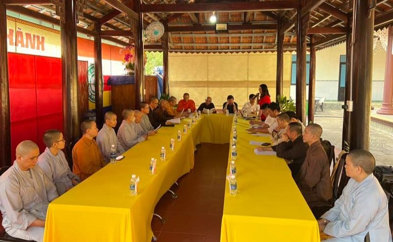 Đoàn Sở Nội vụ tỉnh cùng Ban Trị sự tỉnh làm việc cùng Ban Trị sự Phật giáo H.Phú Riềng