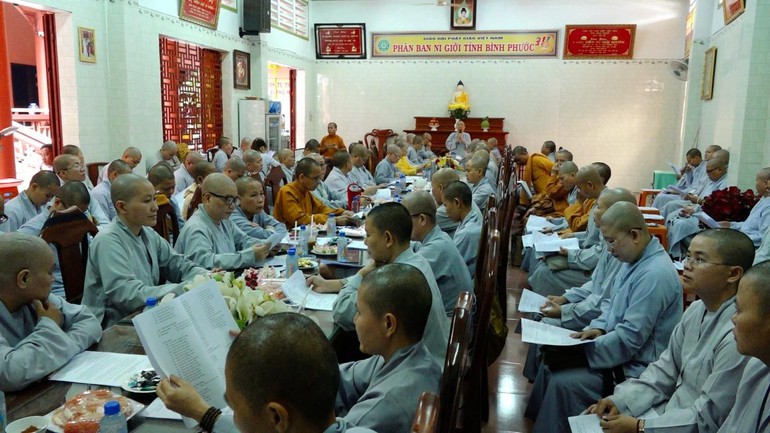 Ban Tổ chức Đại lễ Tưởng niệm Đức Thánh Tổ Ni Đại Ái Đạo họp tại chùa Quang Minh