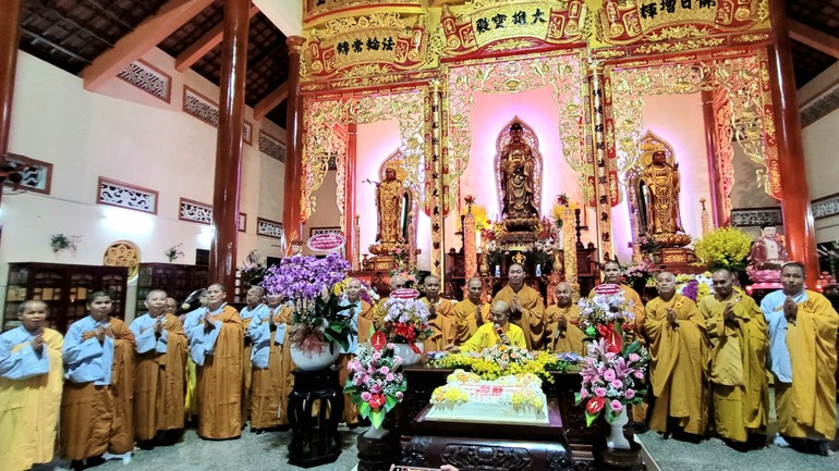 Thượng tọa Thích Minh Thuận làm trụ trì chùa Hồng Liên thời gian tới