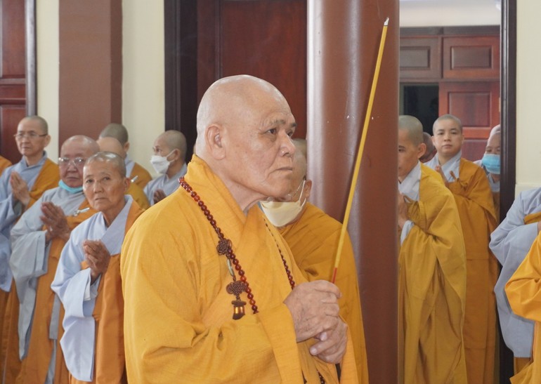 Hòa thượng Thích Huệ Nghi, Chứng minh Ban Trị sự GHPGVN huyện Củ Chi niêm hương bạch Phật
