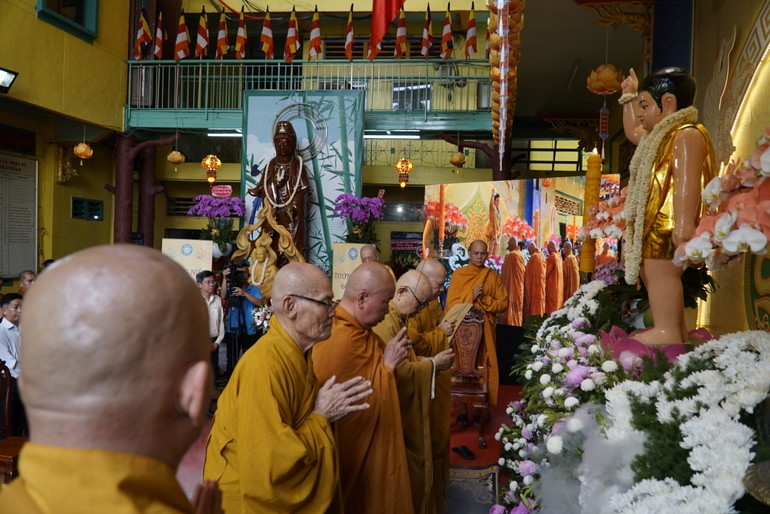 Phật đản Q.6 tổ chức tại chùa Tuyền Lâm - Văn phòng Ban Trị sự GHPGVN quận