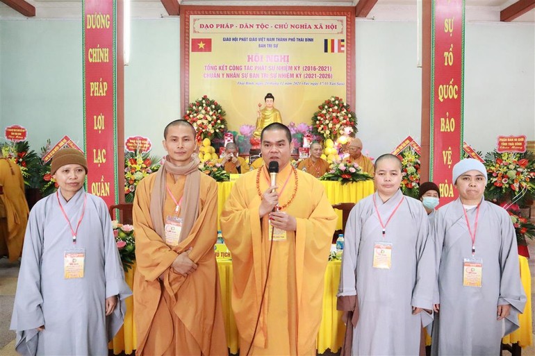 Tân Ban Trị sự Phật giáo TP.Thái Bình nhiệm kỳ 2021-2026 ra mắt và phát biểu nhận nhiệm vụ tại hội nghị