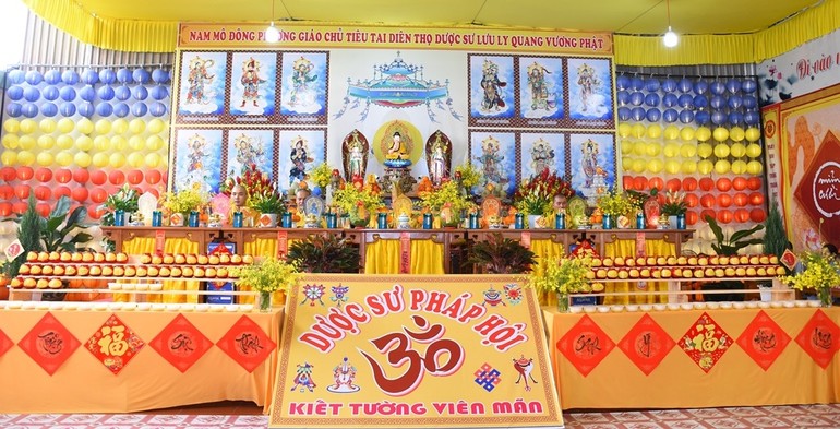 Đàn tràng Dược Sư thất châu trang nghiêm, thanh tịnh tại chùa Phước Ân (H.Bình Chánh, TP.HCM)