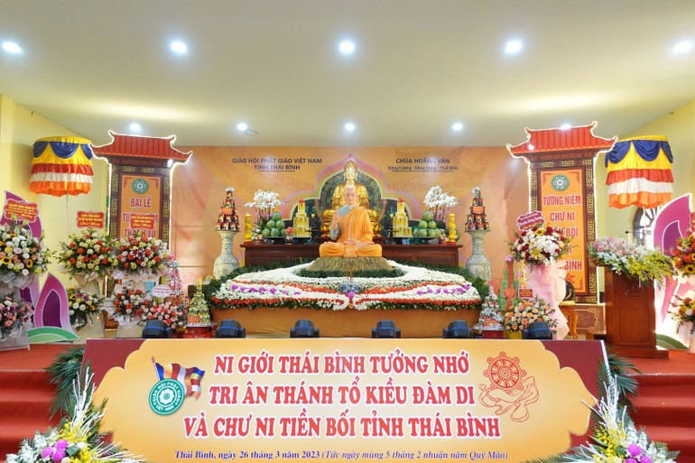 Lễ tưởng niệm Thánh tổ Kiều Đàm Di và chư Ni tiền bối hữu công tỉnh Thái Bình được tổ chức tại chùa Hoằng Văn