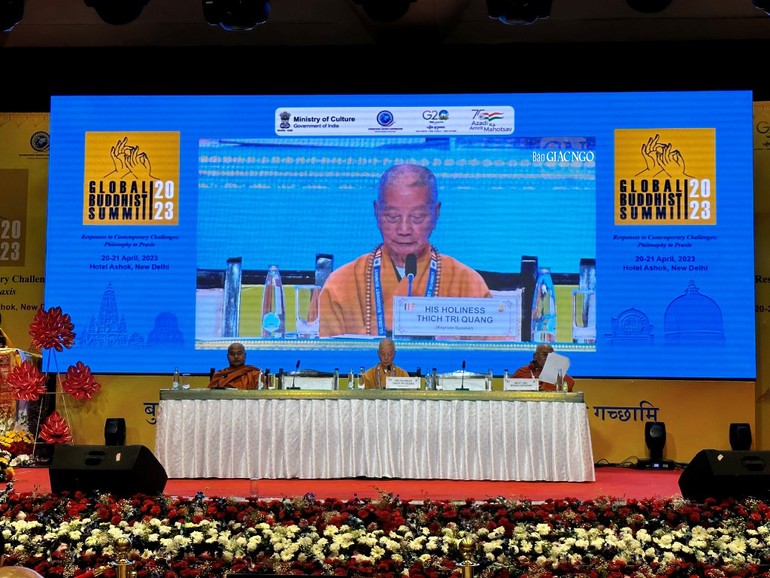 Trưởng lão Hoà thượng Thích Trí Quảng được mời thuyết trình chính trong phiên đầu tiên của diễn đàn dành cho chư Tăng tại Hội nghị Thượng đỉnh Phật giáo Toàn cầu năm 2023 tổ chức tại Ấn Độ - Ảnh: Ngộ Dũng