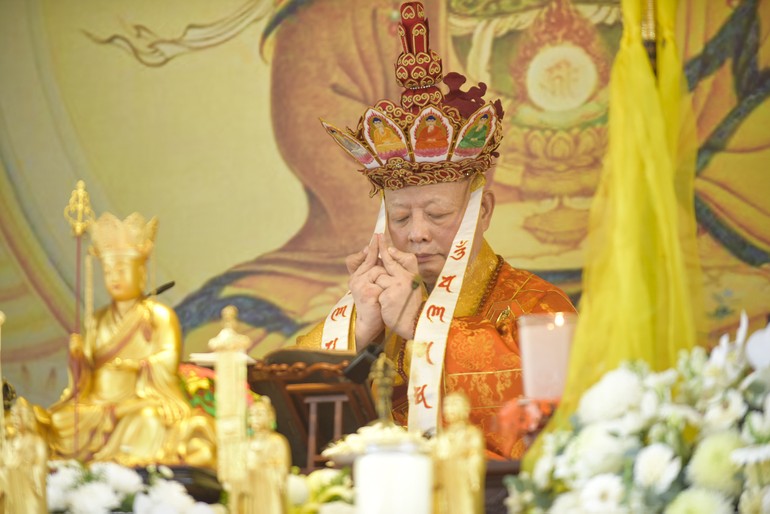 Hòa thượng Thích Lệ Trang, Trưởng ban Nghi lễ T.Ư sám chủ trai đàn chẩn tế