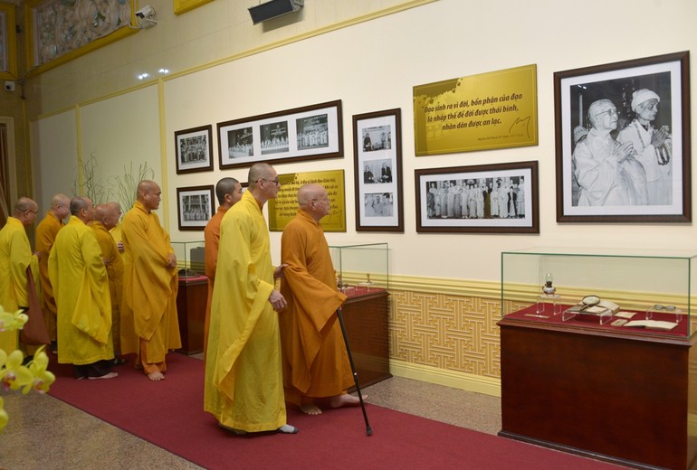 Triển lãm về cuộc đời và đạo nghiệp Đại lão Hòa thượng Thích Trí Tịnh tại chùa Vạn Đức - TP.Thủ Đức nhân tuần lễ tưởng niệm 10 năm ngài viên tịch