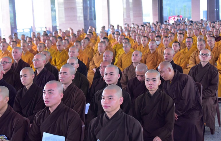 Tăng sinh viên Học viện Phật giáo VN tại TP.HCM