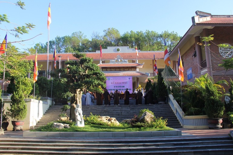 Học viện Phật giáo VN tại Huế thông báo tuyển sinh khóa XIV (2023-2027)