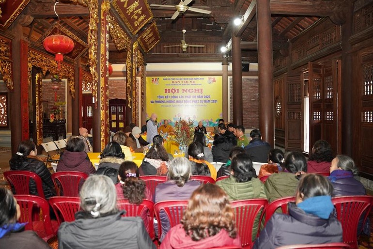 Quang cảnh hội nghị tổng kết Phật sự của Phật giáo quận Dương Kinh