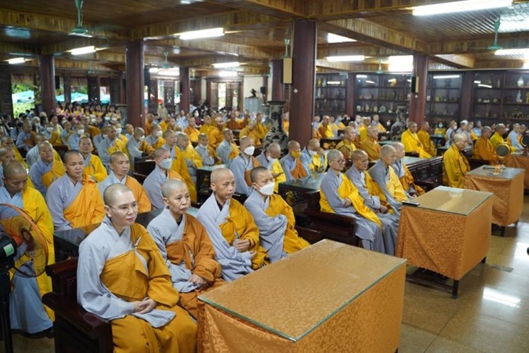 Trường hạ tổ đình chùa Bồ Đề tổ chức lễ Tự tứ kết thúc mùa An cư kiết hạ