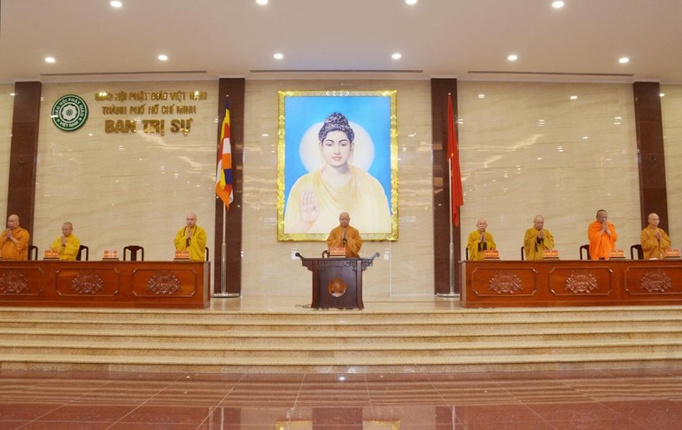 Chư tôn đức Ban Thường trực niệm Phật cầu gia hộ