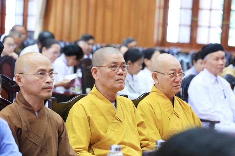 Chư tôn đức Ban Trị sự Phật giáo tỉnh tham dự họp mặt mừng Xuân Quý Mão - 2023