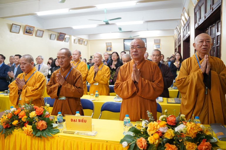 Khai mạc hội thảo khoa học "Tổ Như Trừng Lân Giác và sơn môn Liên Phái trong lịch sử Phật giáo VN"
