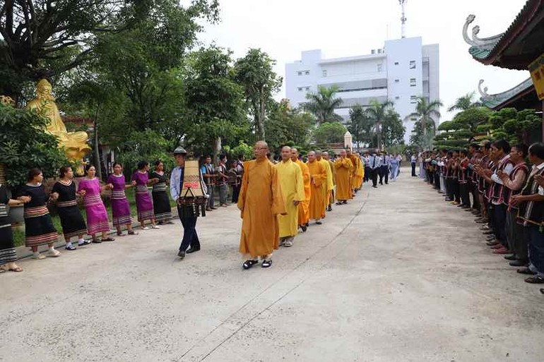 Đoàn Phân ban Phật tử Dân tộc T.Ư thăm và làm việc cùng Ban Trị sự tỉnh