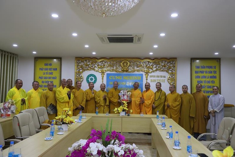 Phân ban Phật tử Dân tộc T.Ư giao lưu với Ban Trị sự GHPGVN tỉnh