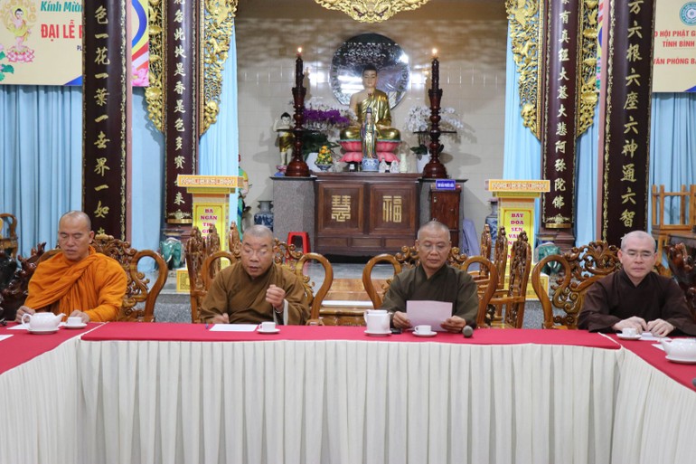 Chư tôn hai ban chuyên môn thảo luận các hoạt động Phật sự nhân mùa An cư kiết hạ Phật lịch 2567.