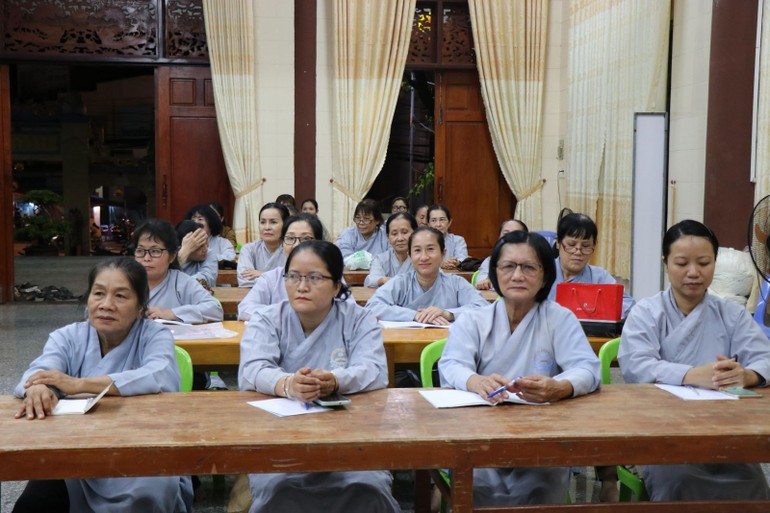 Khai giảng lớp giáo lý căn bản tại chùa Phật Ân, TP.Phan Thiết