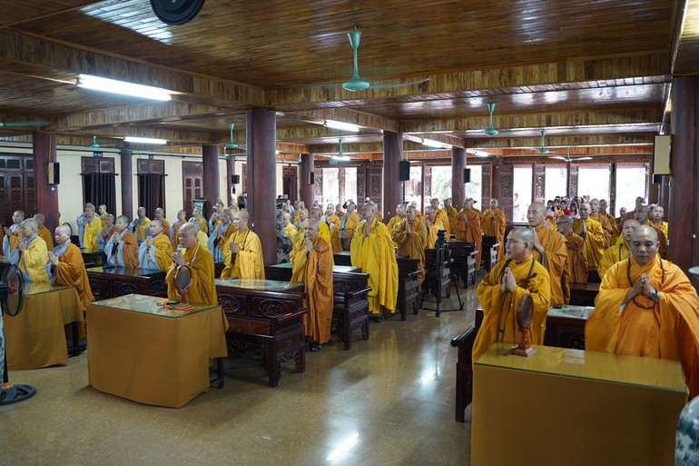 Chư tôn đức trường hạ chùa Bồ Đề tổ chức lễ Tự tứ, kết thúc khóa An cư kiết hạ Phật lịch 2567