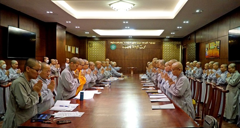 Chư Ni có buổi họp tại Việt Nam Quốc Tự