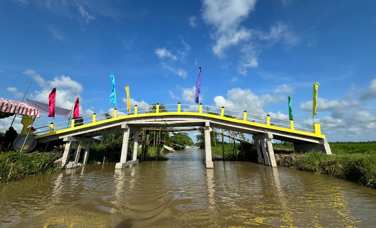 Cầu Tuờng Nguyên 493 ở xã Ngọc Biên được đưa vào sử dụng