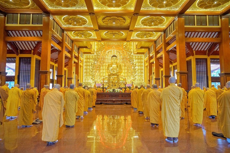 Lễ tác pháp an cư Phật lịch 2567 (năm 2023) của chư Tăng GHPGVN TP.HCM tại Việt Nam Quốc Tự 