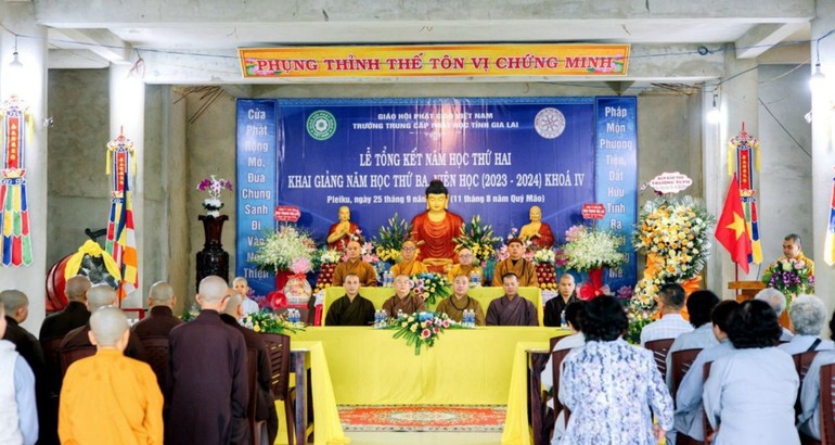 Trường Trung cấp Phật học Gia Lai tổ chức tổng kết năm học thứ hai khóa IV