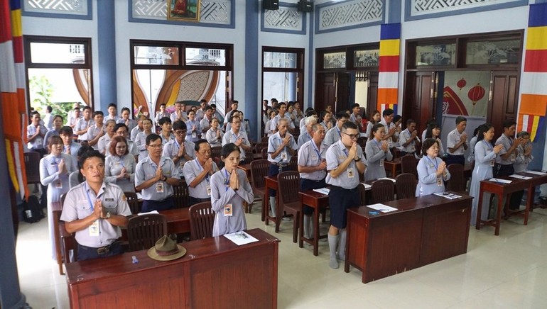 Gần 100 học viên khu vực Nam Bộ và tỉnh Bình Thuận tham dự khai giảng năm học thứ 2 bậc Lực VI