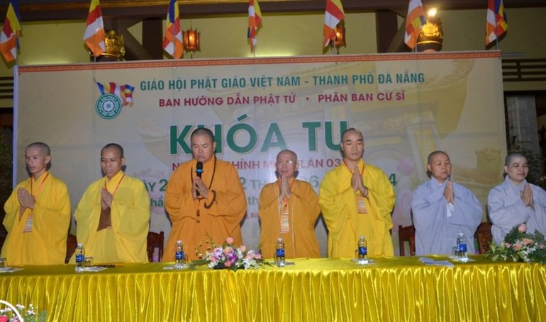 Phân ban Cư sĩ Phật tử TP.Đà Nẵng tổ chức khóa tu “Nhìn lại chính mình” 