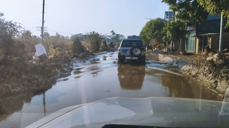 Đường vào xã Đào Thịnh, H.Trấn Yên, Yên Bái sau bão lũ