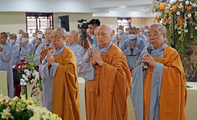 Chư Ni Phân ban Ni giới T.Ư tại Khóa Bồi dưỡng Luật học năm 2023 tổ chức tại chùa Vĩnh Nghiêm - Ảnh: H.D/BGN