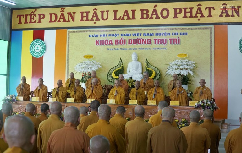 Lễ bế giảng khóa bồi dưỡng trụ trì năm 2022 của Phật giáo huyện Củ Chi