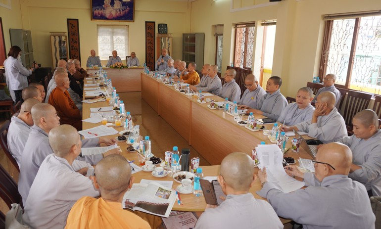 Phân ban Ni giới T.Ư họp triển khai Phật sự tại tổ đình Từ Nghiêm, TP.HCM