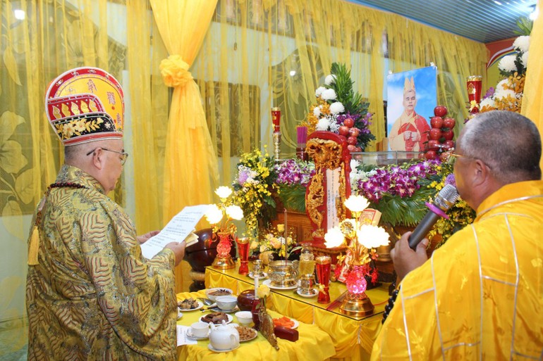 Lễ nhập kim quan Trưởng lão Hòa thượng Thích Giác Minh tại chùa Thạch Long, H.Hàm Tân, tỉnh Bình Thuận